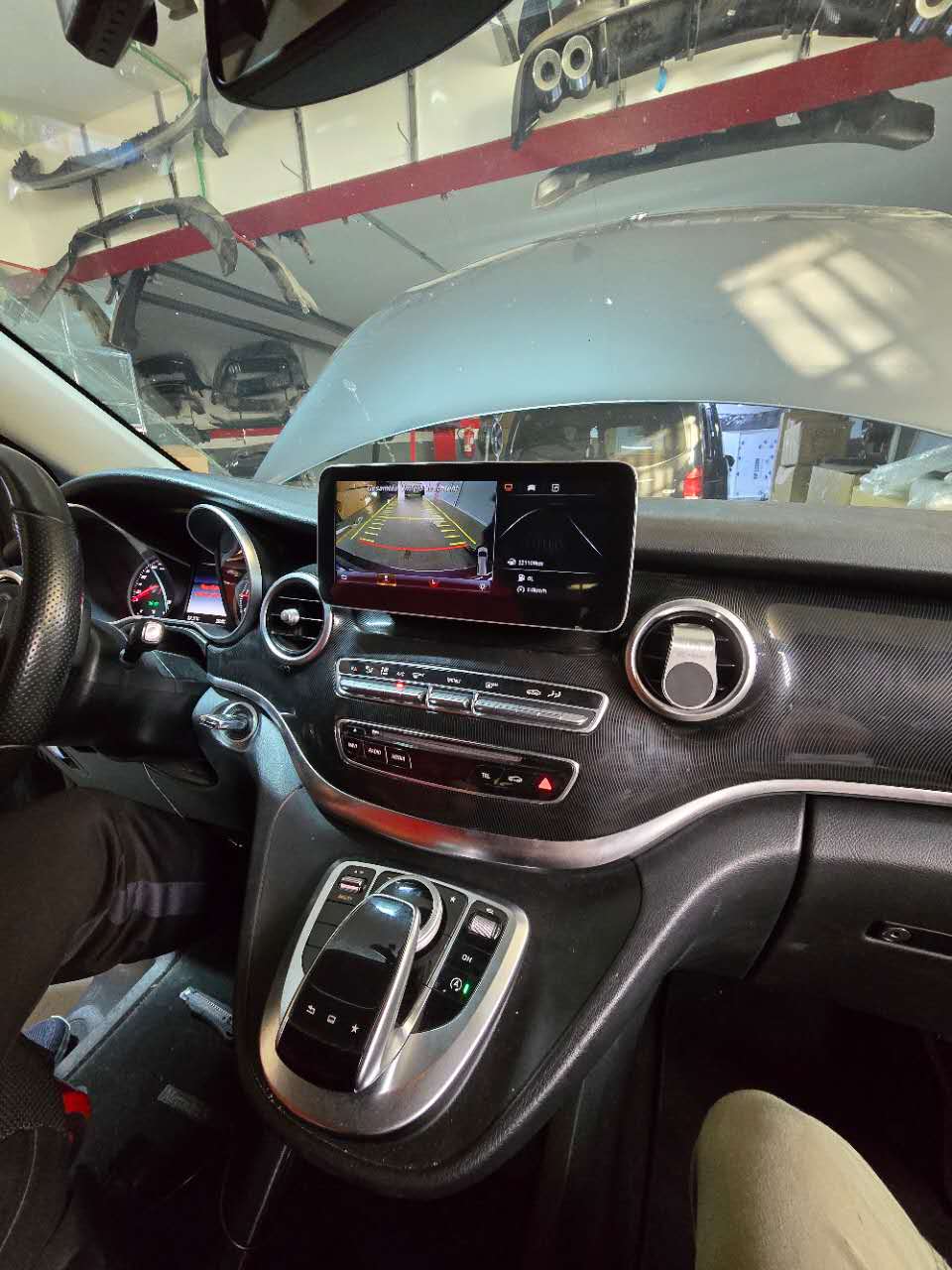 Crzcar free shipping 1920*720 Mercedes Benz V class X Class GLC NTG5.0 10.25″ 12.3'' Android Touch Screen Built-in Wireless Apple CarPlay  Android Auto