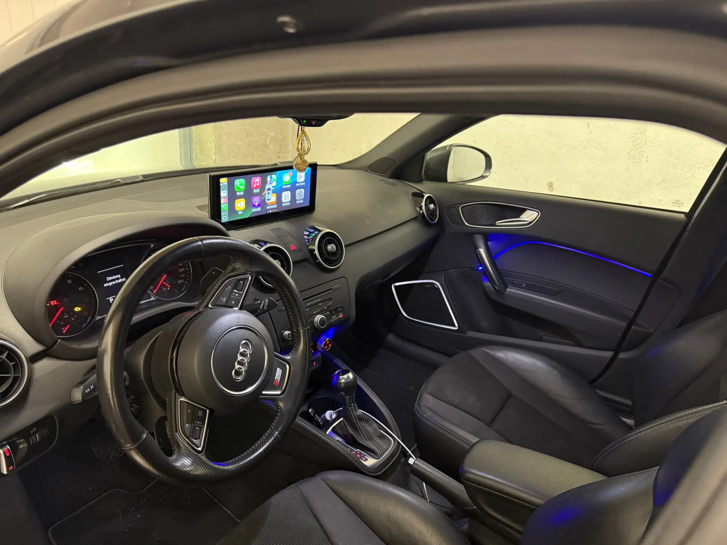 Crzcar free shipping for Audi A1 Android 13 10.25'' 2010-2018 screen Quaclomm Snapdragon 8 core Wireless Apple CarPlay Android Auto