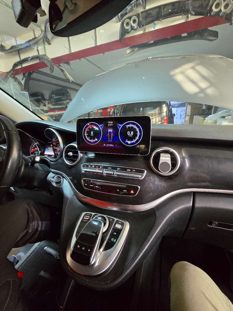 Crzcar free shipping 1920*720 Mercedes Benz V class X Class GLC NTG5.0 10.25″ 12.3'' Android Touch Screen Built-in Wireless Apple CarPlay  Android Auto