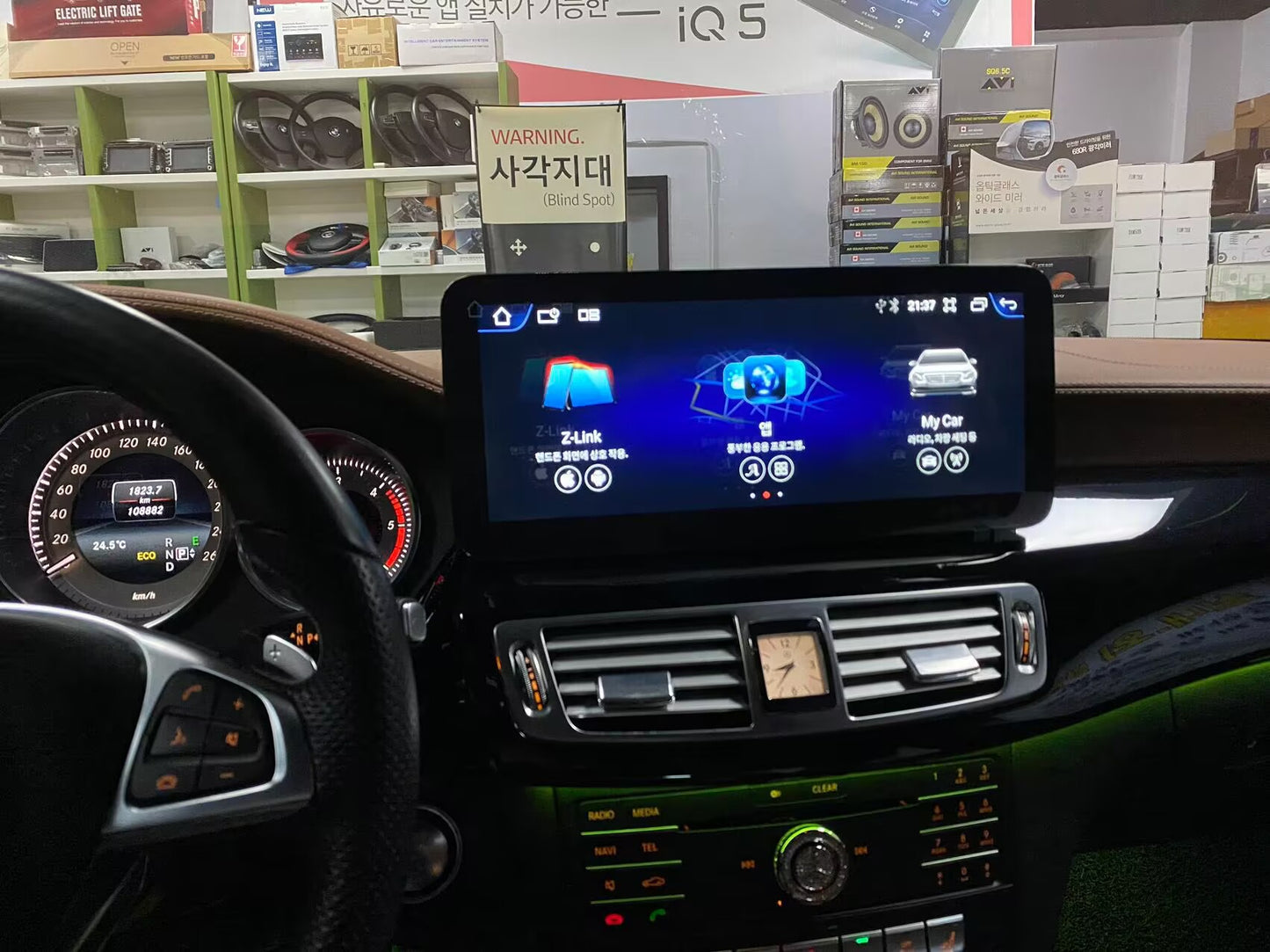 Crzcar free shipping 1920*720 Mercedes Benz CLS class W218 NTG5.0 2015-2018 10.25″ 12.3'' Android Touch Screen Built-in Wireless Apple CarPlay  Android Auto