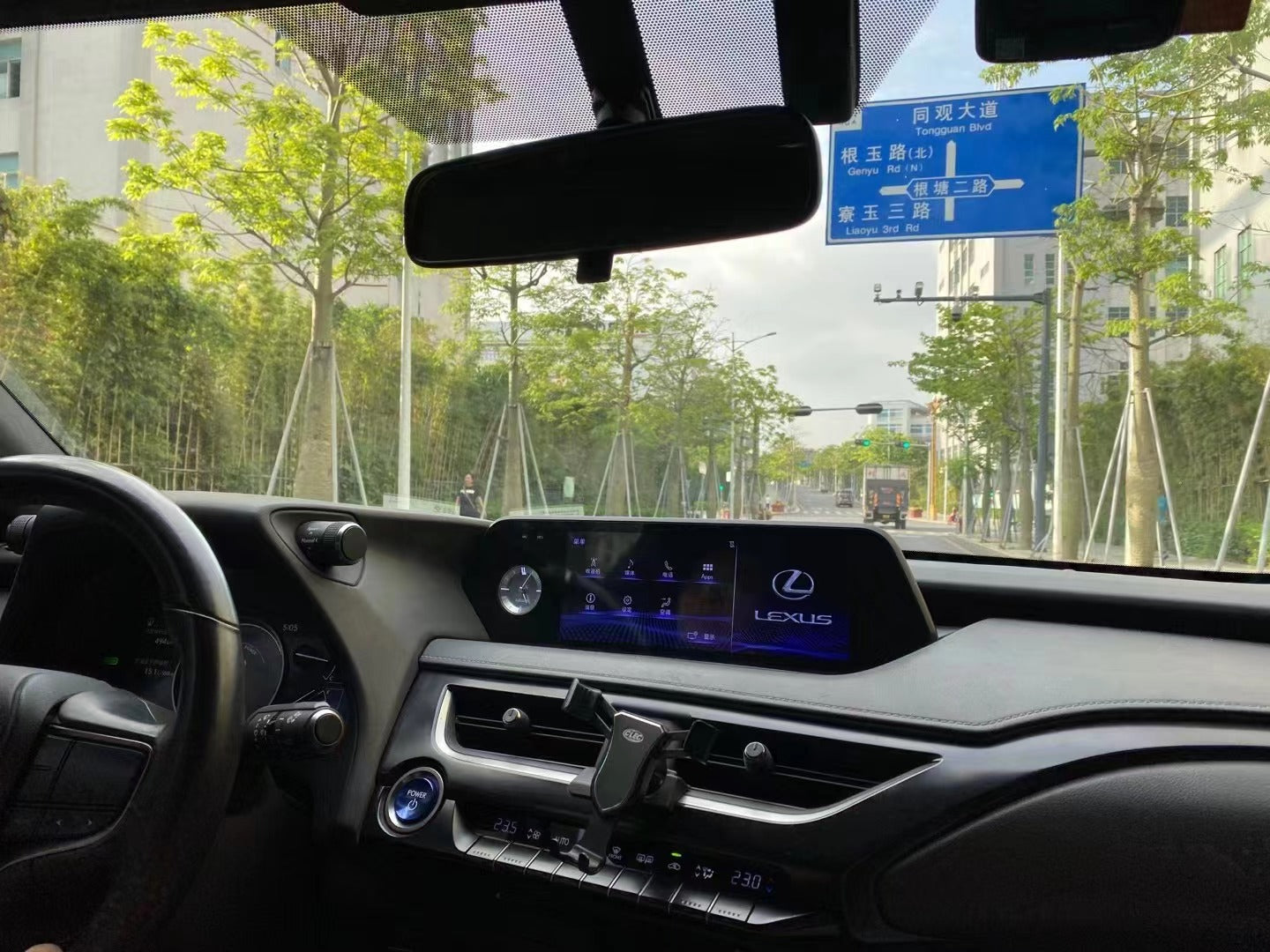 Crzcar free shipping 1920*720 10.25'' Android Touch Screen for LEXUS UX 2018 2019 2020 2021 2022 OEM FIT REPLACEMENT| GPS | WIFI | BT | Built-in Wireless Apple CarPlay  Android Auto