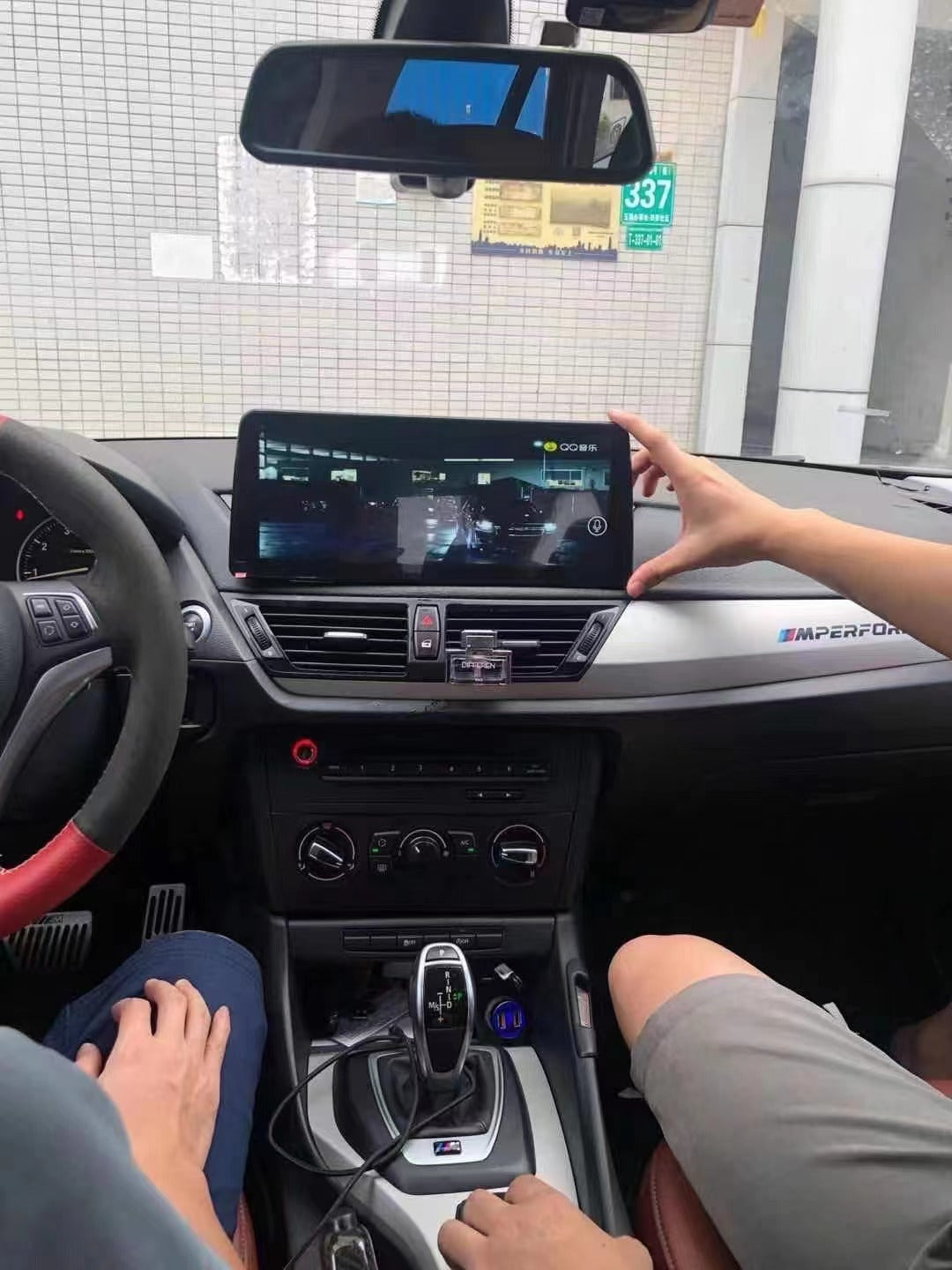 Crzcar free shipping 1920*720 quaclomm BMW X1 E84 NON CIC OEM FIT REPLACEMENT 10.25″ 12.3'' Android Touch Screen Built-in Wireless Apple CarPlay Android Auto