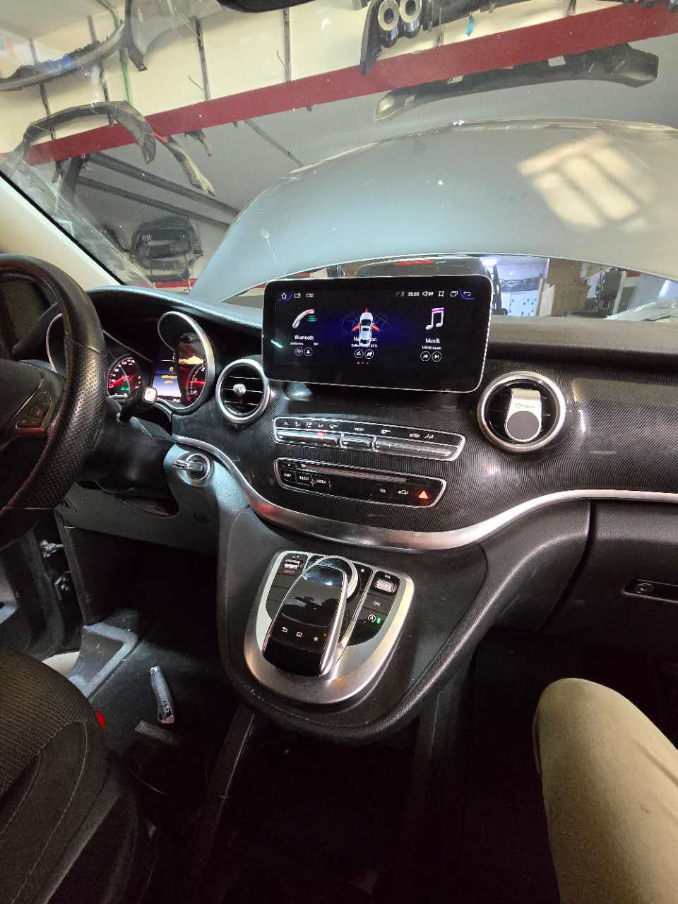 Crzcar free shipping 1920*720 Mercedes Benz V class X Class GLC NTG5.0 10.25″ 12.3'' Android Touch Screen Built-in Wireless Apple CarPlay  Android Auto